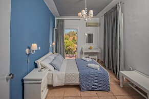 Pelagos Apartments
