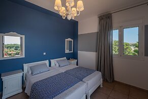 Pelagos Apartments