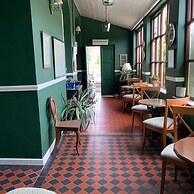 Wild Honey Inn