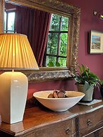 Wild Honey Inn