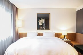 Eden Paradise Hotel