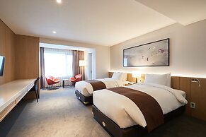 Eden Paradise Hotel