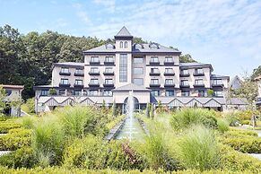 Eden Paradise Hotel