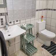 Graceland Guest House