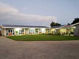 Graceland Guest House