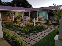Graceland Guest House