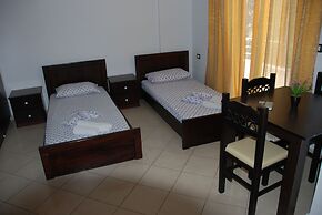 Leka Apartments