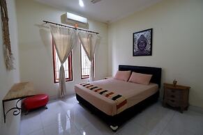 Oke Baik Hostel
