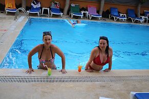 Bin Billa Hotel