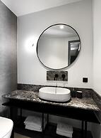Roomore Apartments