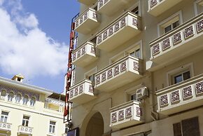 Roomore Apartments