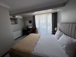 Airport Kumsal Otel