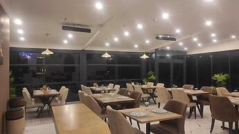 Airport Kumsal Otel