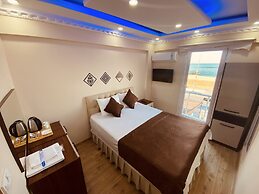 Airport Kumsal Otel