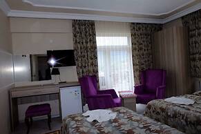 Sarimese Hotel
