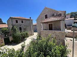 House Morko1