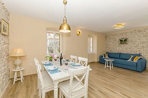 House Morko1
