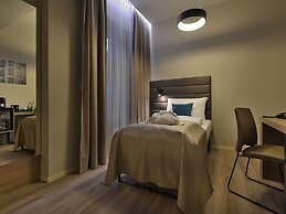 EA Hotel New Town