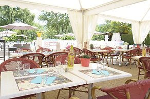 Camping Et Village Vacances La Cheneraie