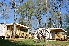 Camping Et Village Vacances La Cheneraie