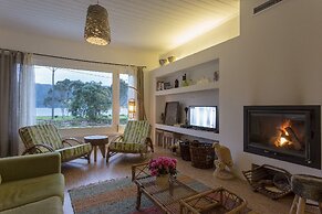 Sete Cidades Lake Lodge