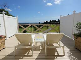 Sunhills Hotel