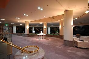 Sunhills Hotel