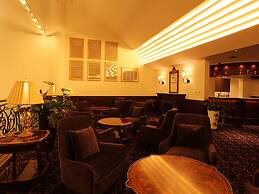 Sunhills Hotel