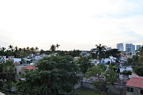 Condo Niza 266 by MDR