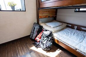 Guest House Umebachi - Hostel