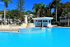 Tropical Casa Laguna