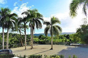 Tropical Casa Laguna