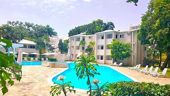Tropical Casa Laguna