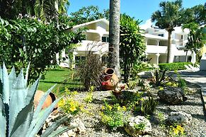 Tropical Casa Laguna