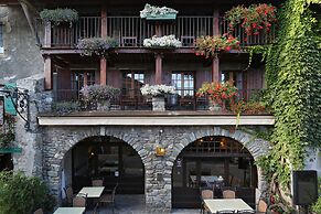 Hôtel Restaurant Le Vieux Logis