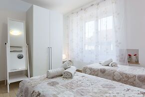 Split Apartments with Hotel Service