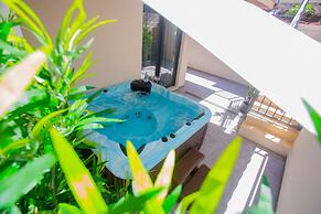 Split Luxury Collection