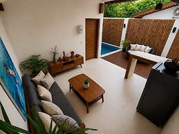 KeRensia Private Pool Villas