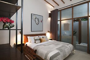 KeRensia Private Pool Villas