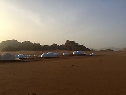 Wadi Rum UFO Luxotel - Campsite