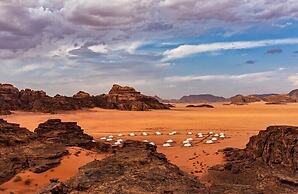 Wadi Rum UFO Luxotel - Campsite