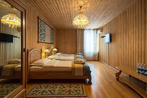 Navat Hotel