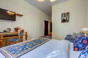 Navat Hotel