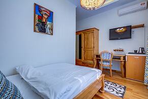 Navat Hotel