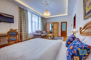 Navat Hotel