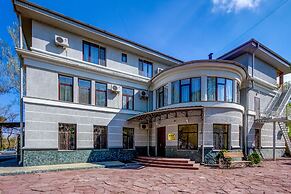 Navat Hotel