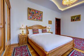 Navat Hotel