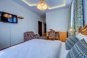 Navat Hotel