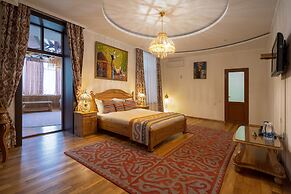 Navat Hotel