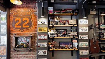Room 22 Hostel - near Chinatown